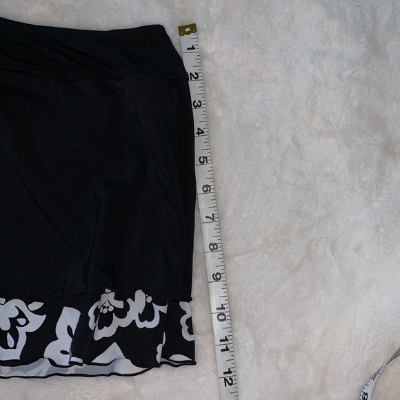 Swim Skirt (No Panty) - Picture 3 of 6